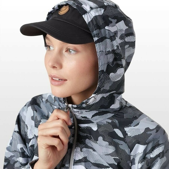 Mountain Club Camo Jacket Black, white Women's Size XL NWT - Picture 4 of 7